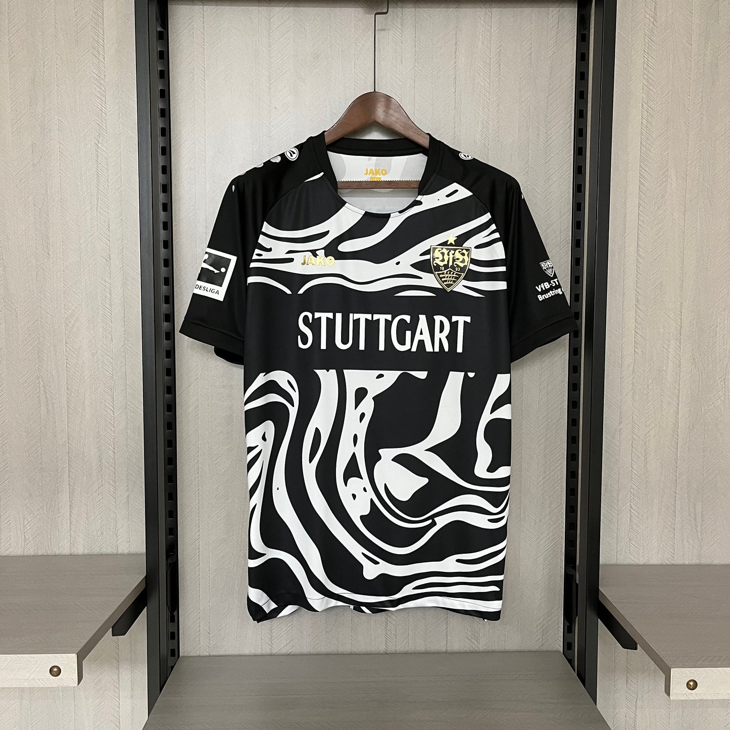 Stuttgart 23-24 | Édition spéciale | Noir 