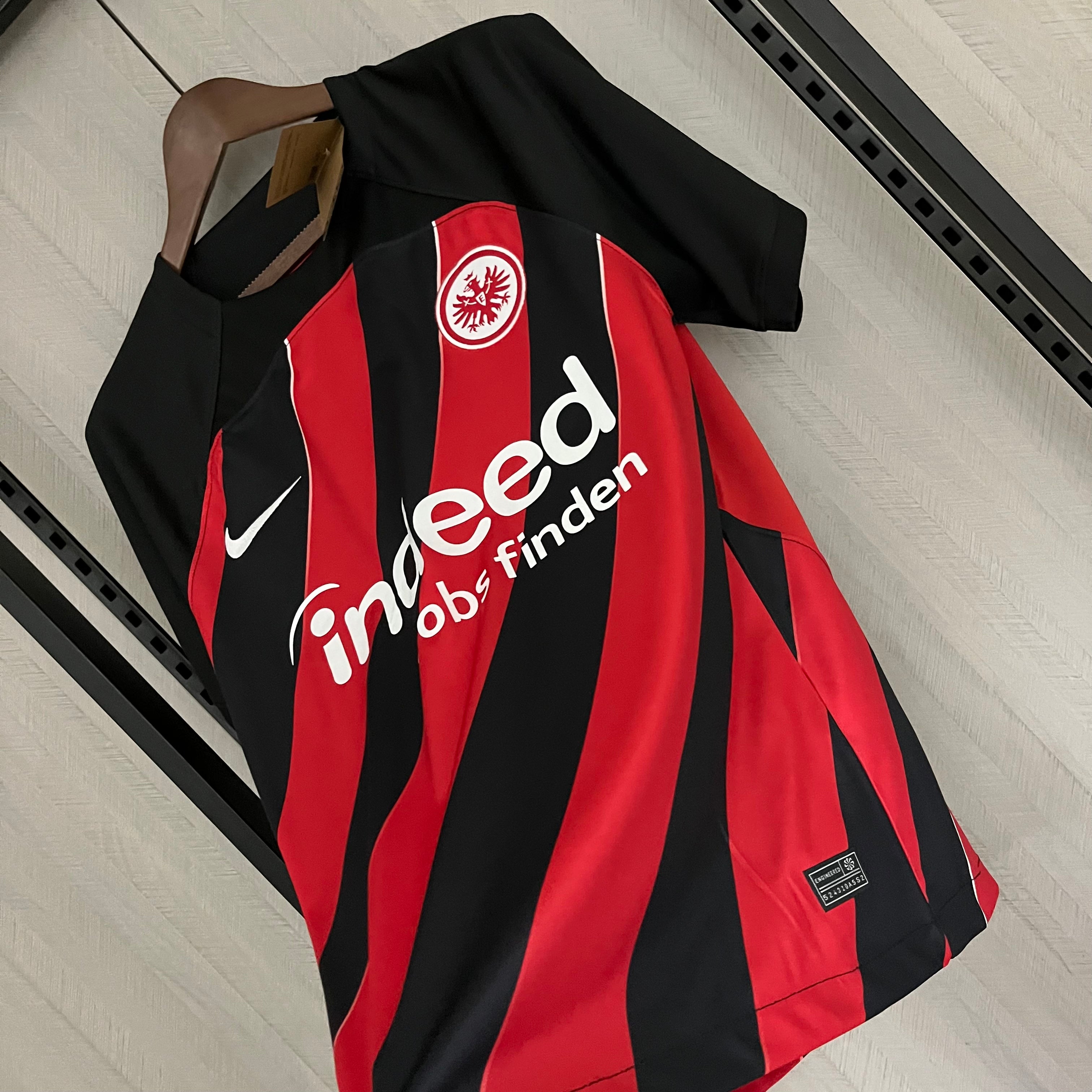 Maglia casalinga Frankfurt 23-24