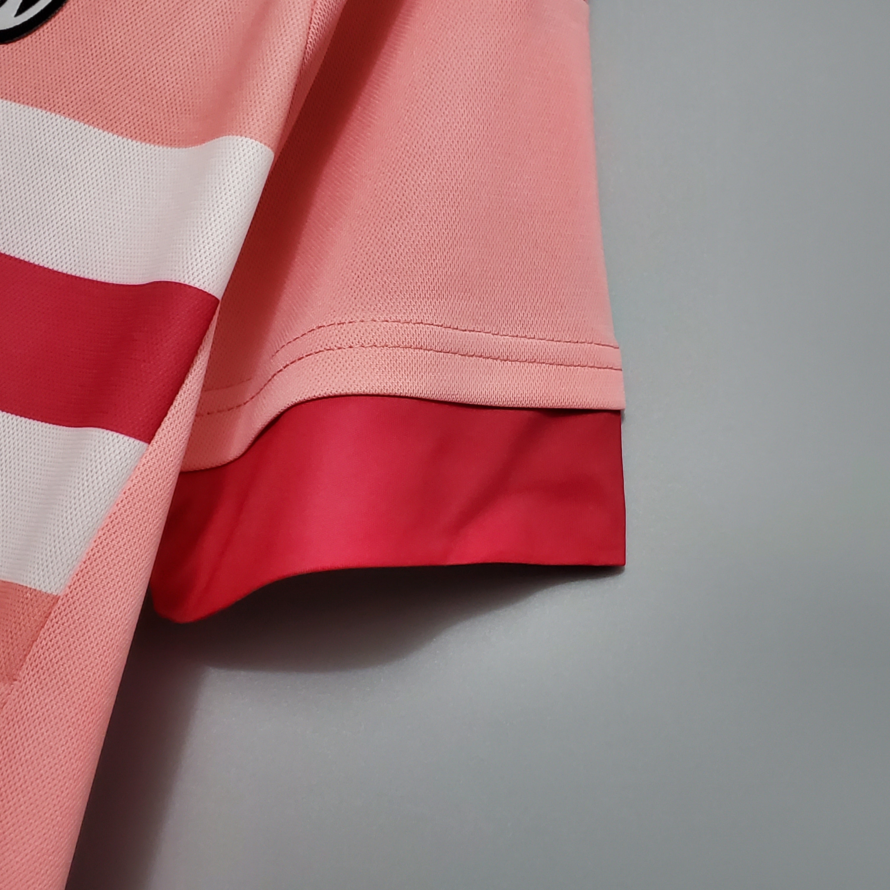 2015-2016 Juventus Auswärtstrikot Retro Pink