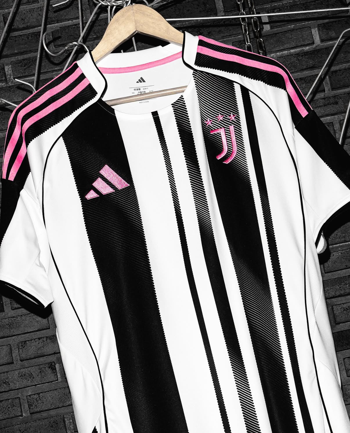 Juventus kit casalingo 25/26