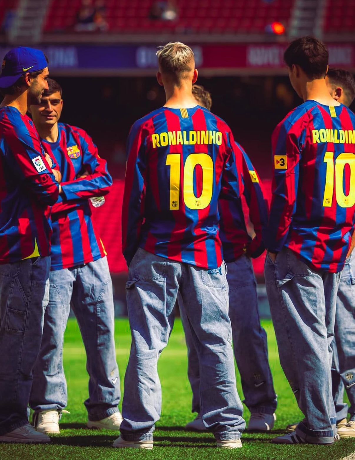Ronaldinho retro jersey long sleeves Barcelona 2005