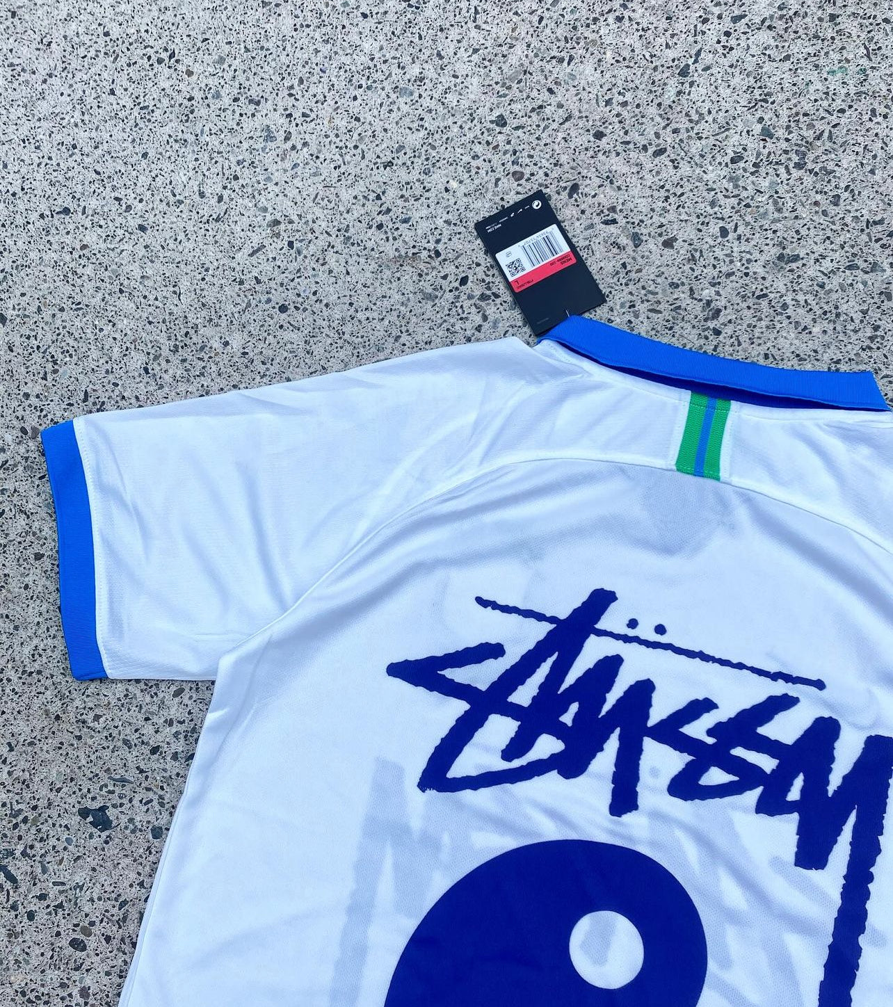 Edición especial Brasil blanco y azul 2019 Stussy