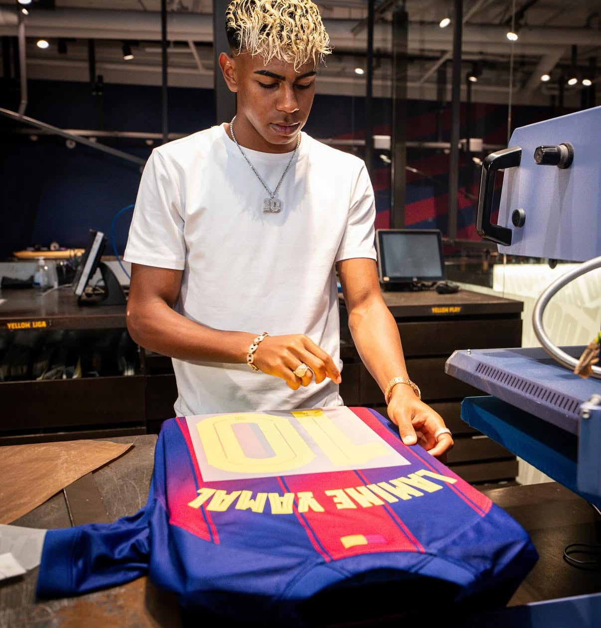 Maglia Fc Barcelona di LAMINE YAMAL NUMERO 10