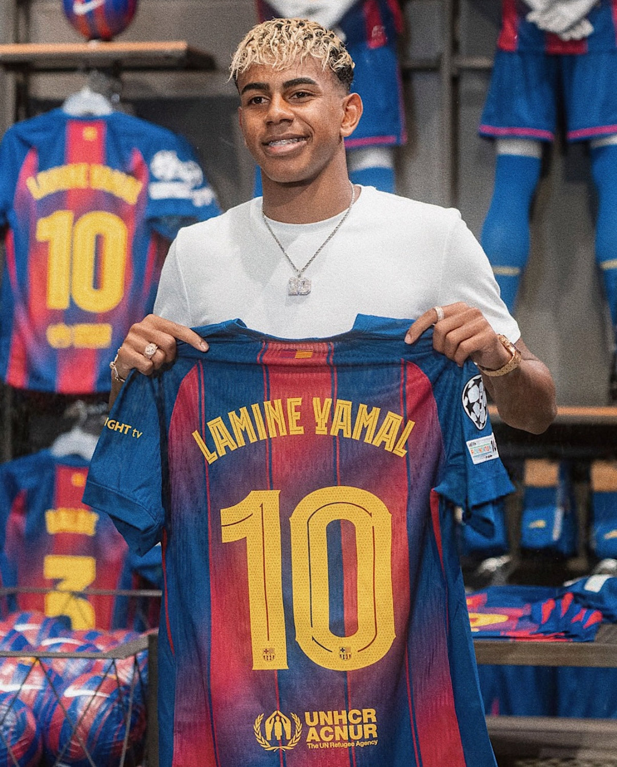 LAMINE YAMAL NUMBER 10 Fc Barcelona jersey