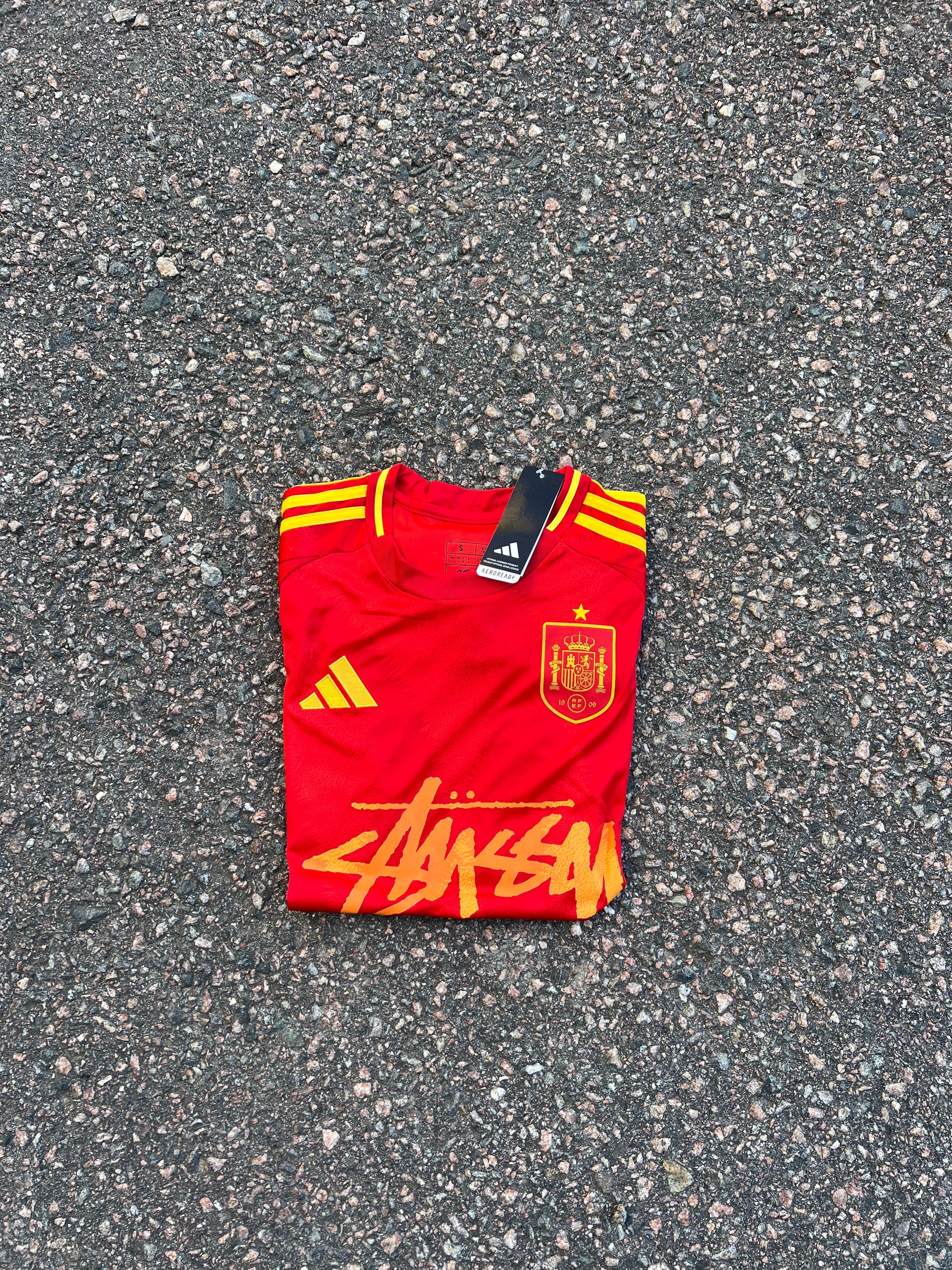 Camisa Edição Especial ESPANHA X STUSSY