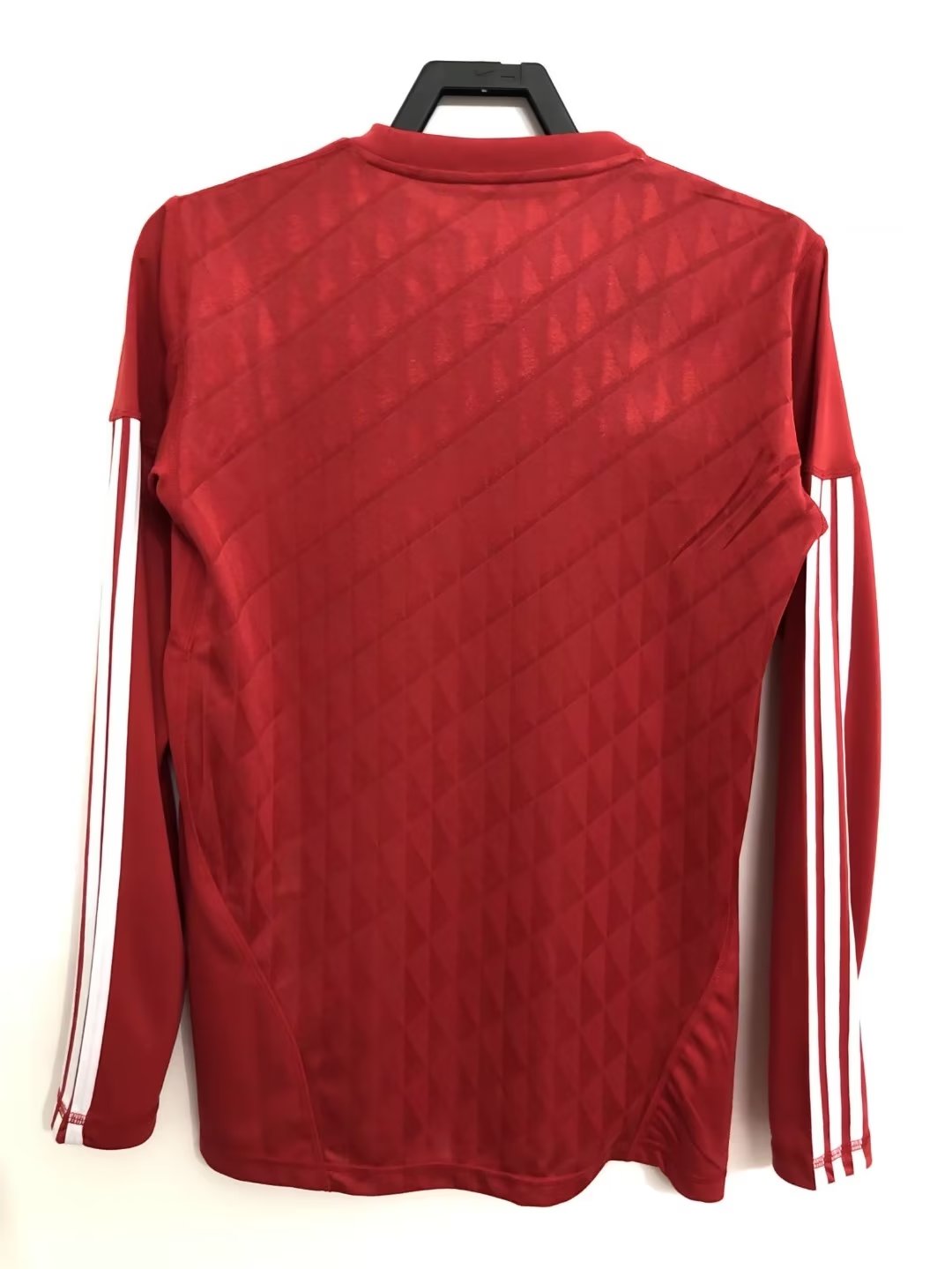 Liverpool 2010-2011 Long Sleeve Retro Jersey