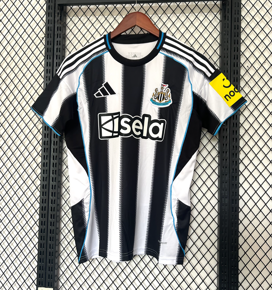 Newcastle Home Jersey 2025/2026