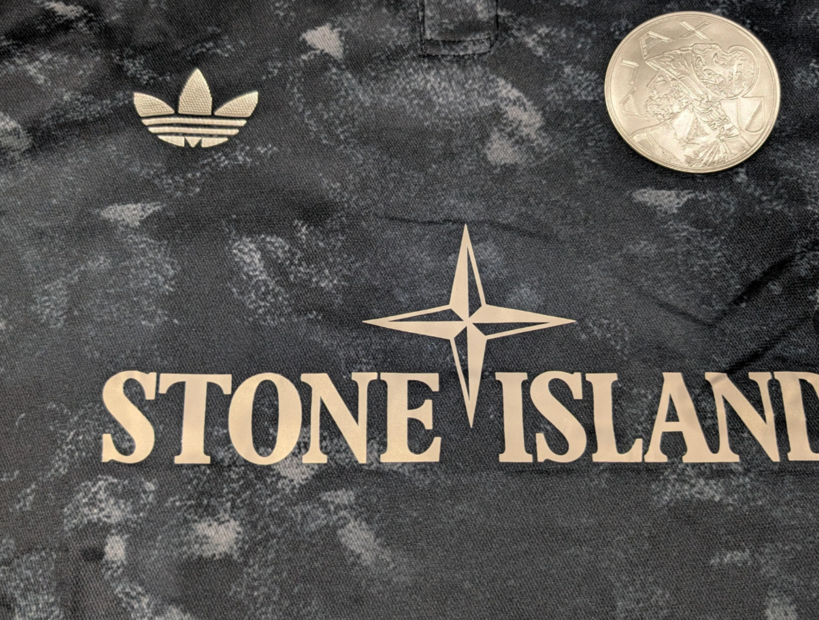 Maillot de football Ajax Stone Island 2024-2025 Maillot de football Ajax Stone Island 2024-2025