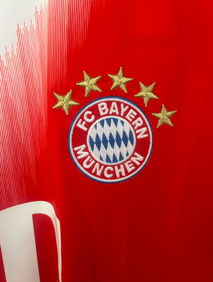 25/26 Bayern München Thuistenue