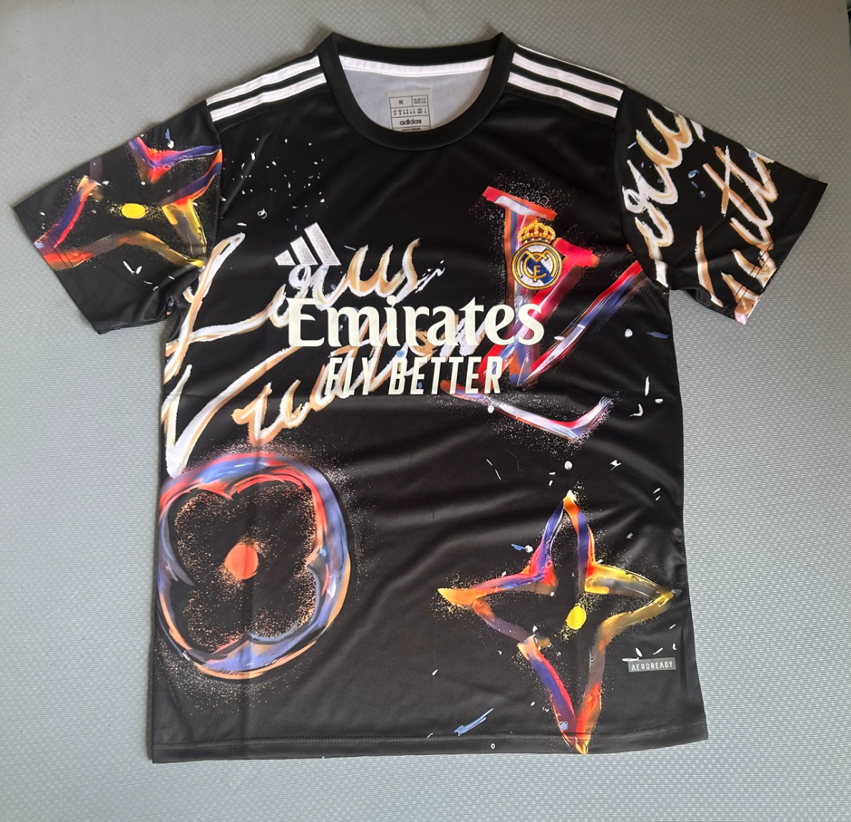 Camiseta Edición Especial Real Madrid X LV 2025