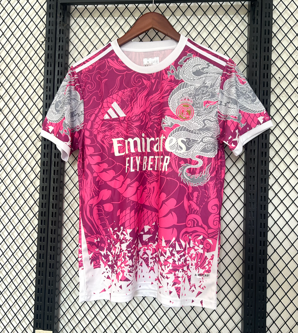 Edición Especial Dragón Rosa Real Madrid 2026