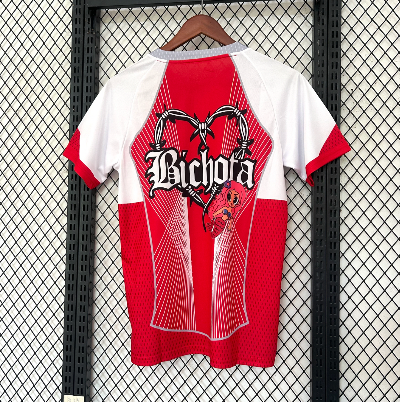 Camiseta FC Barcelona Karol G Roja Edición Especial