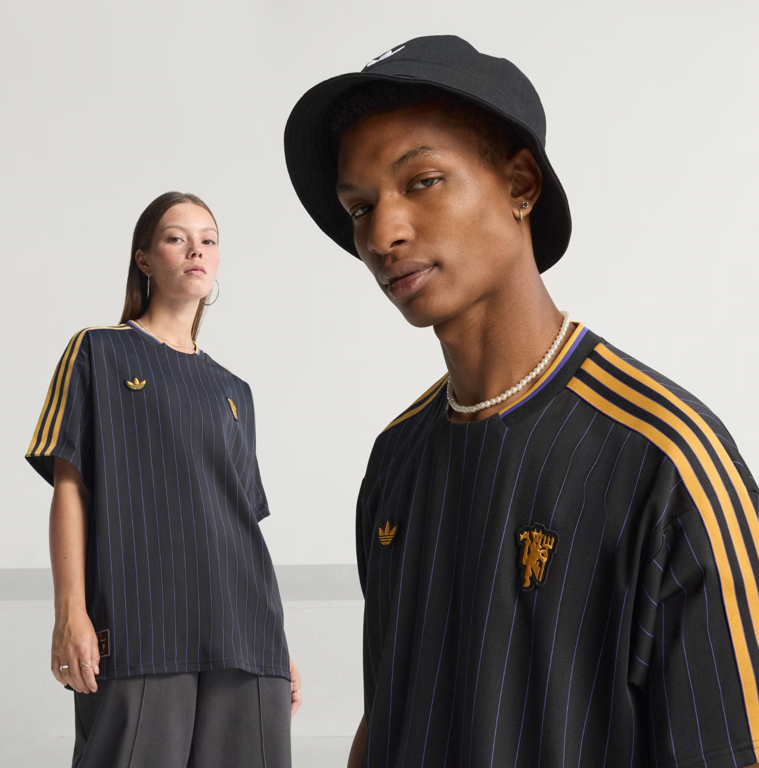 Manchester United Terrace Icons kit