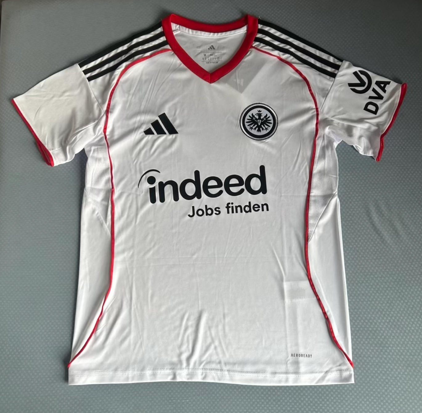 Eintracht Frankfurt 2025/2026 Away Jersey