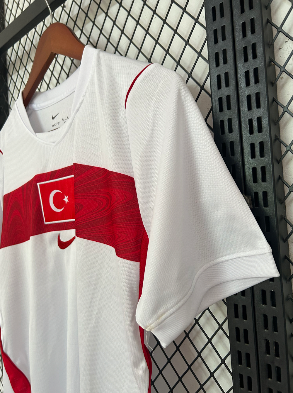 Turkey 2026 World Cup away jersey