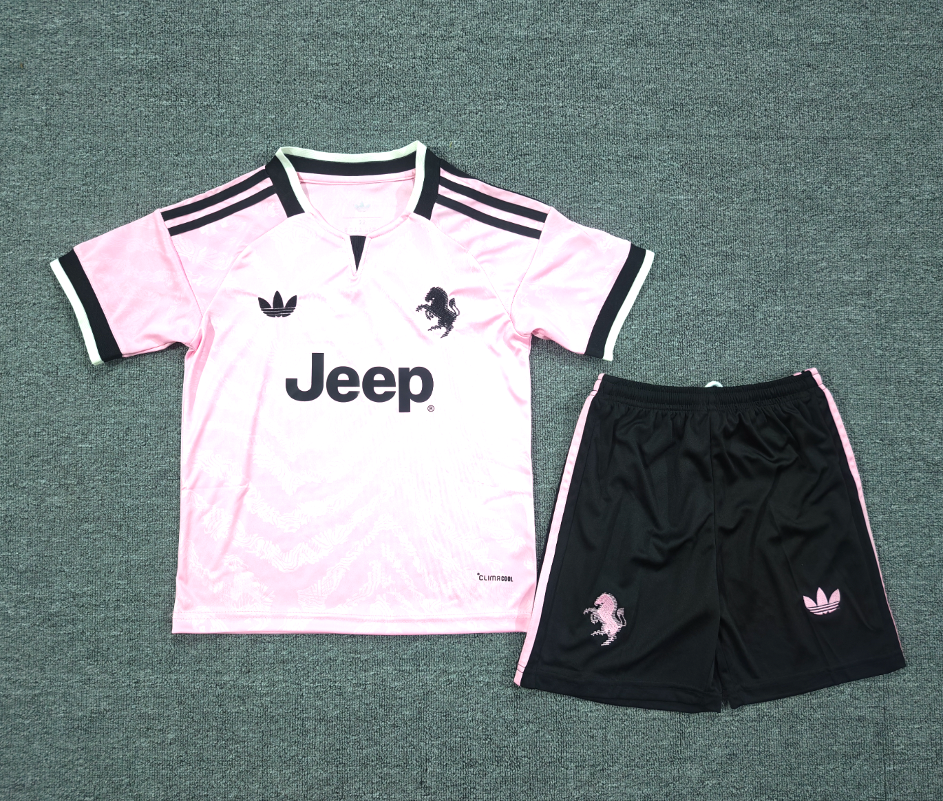 Juventus 2026/2027 Away Jersey Pink