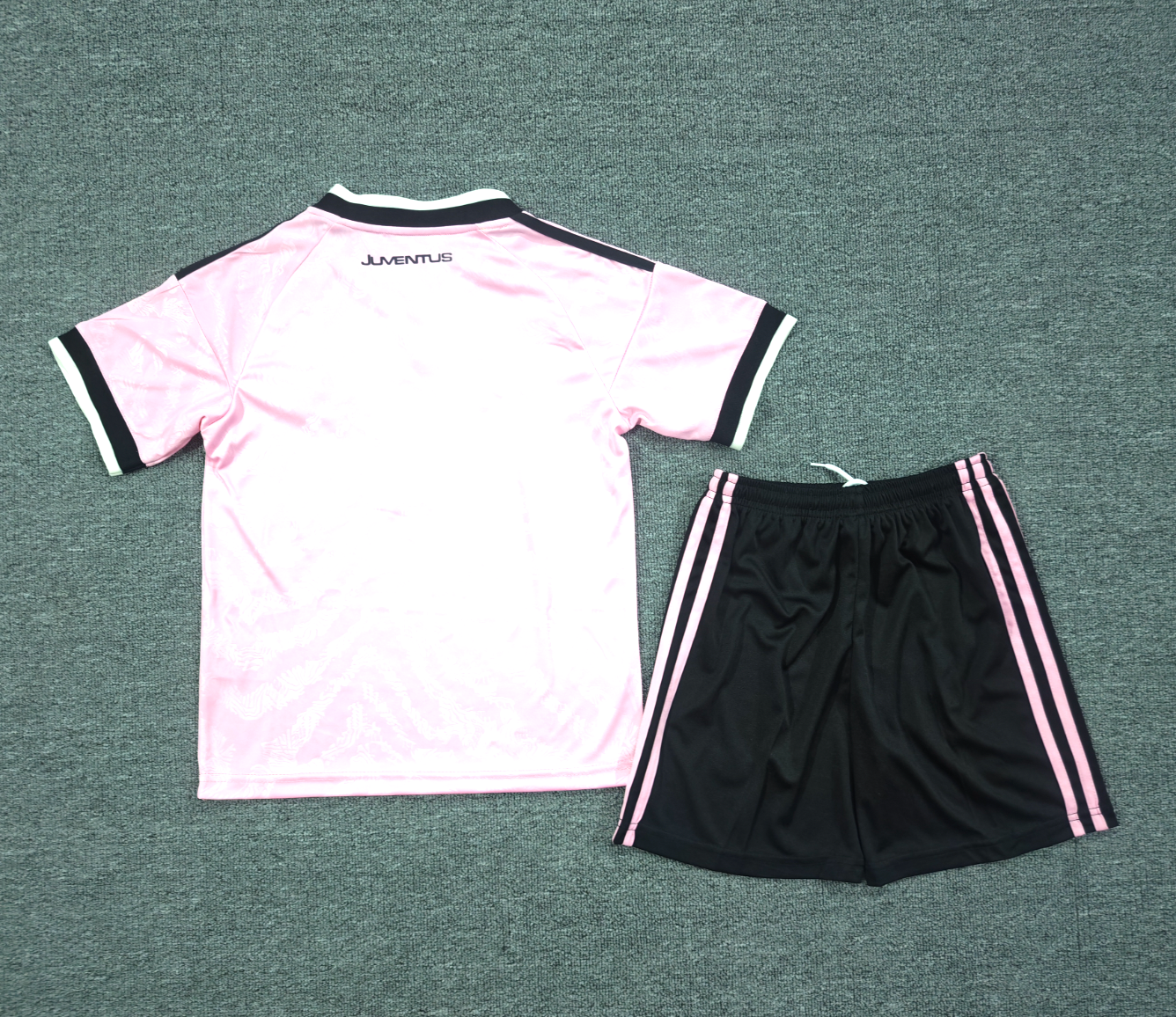 Juventus 2026/2027 Away Jersey Pink