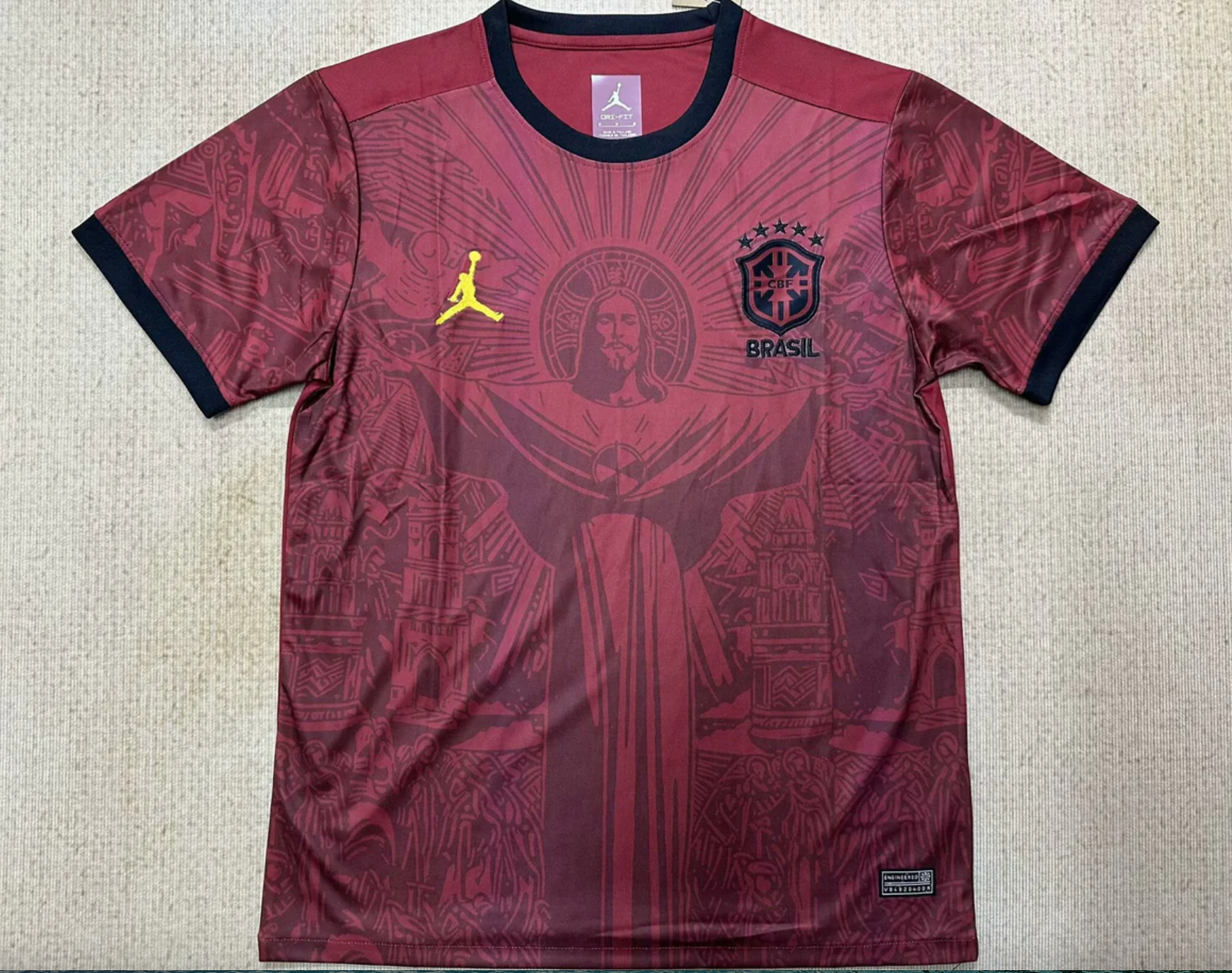 Maillot Brésil Jésus-Christ le Rédempteur Rouge 2025/2026