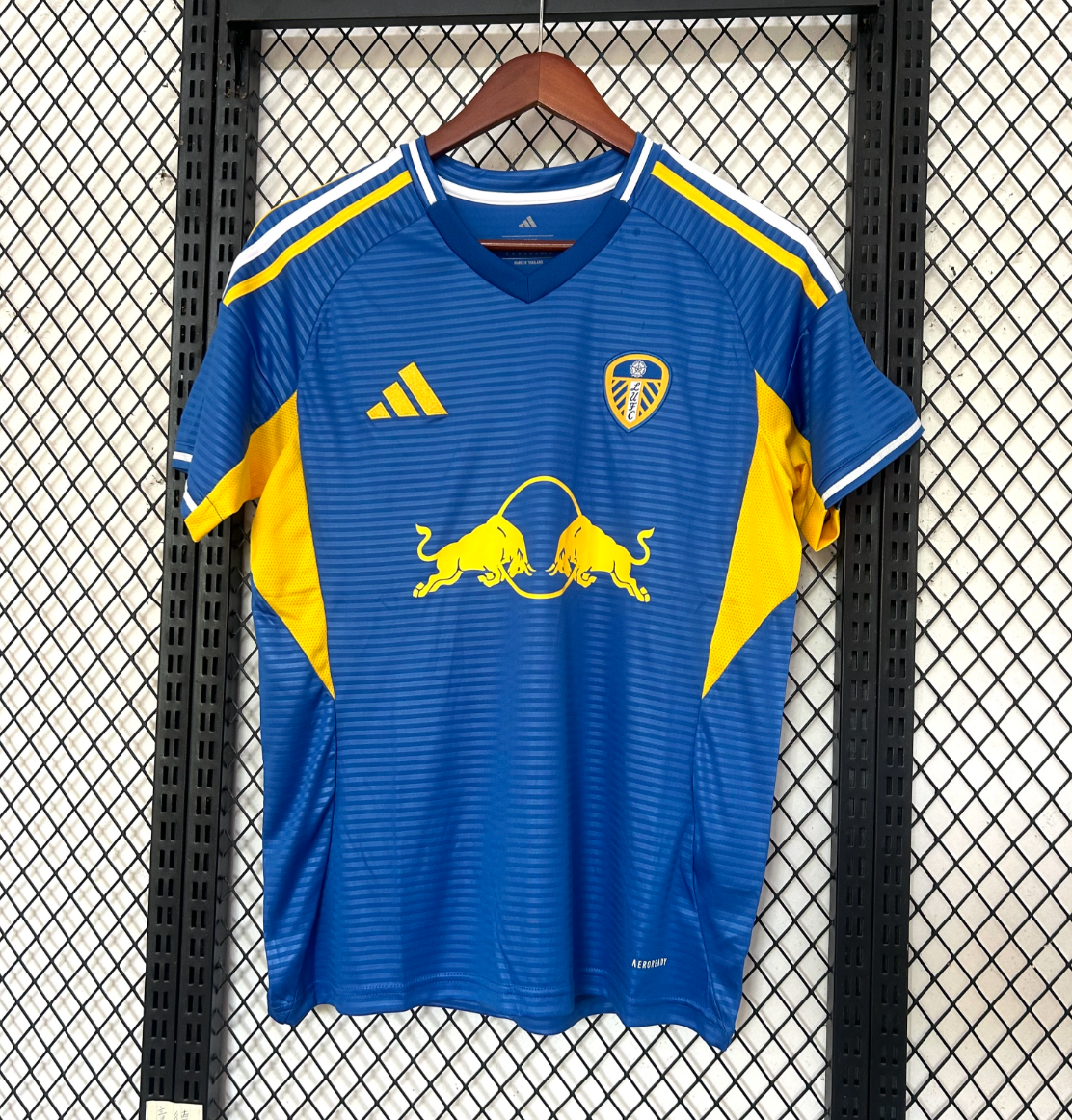 Leeds United 2025/2026 Away Jersey