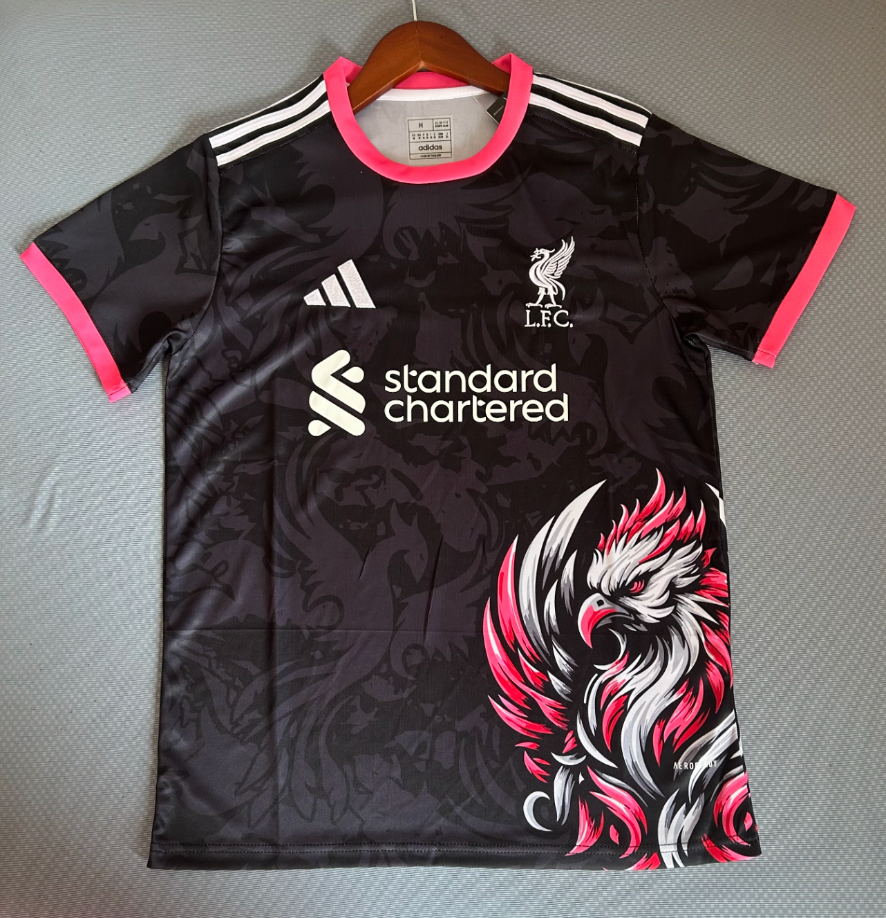 Liverpool Roze Draak Speciale Editie 2025-26 Shirt