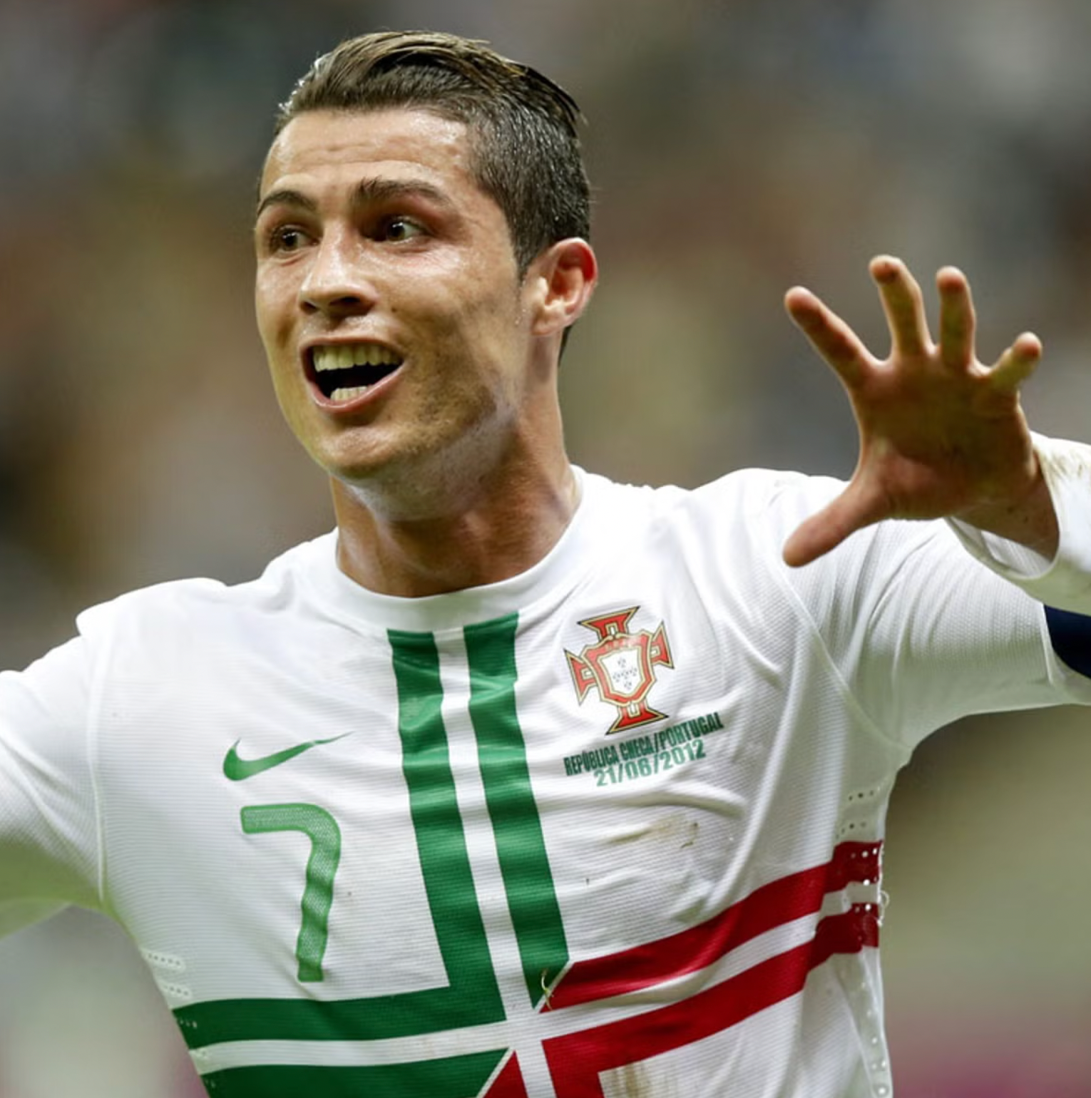 PORTUGAL RETRO AWAYJERSEY  2012