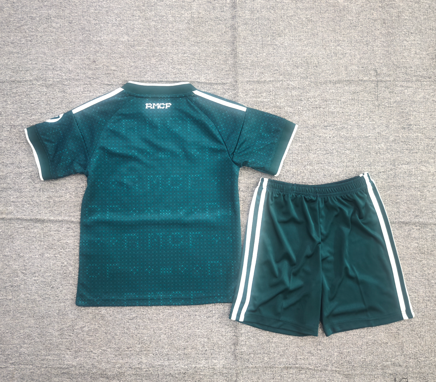 Real Madrid 2026 / 2027 Green Kids Jersey