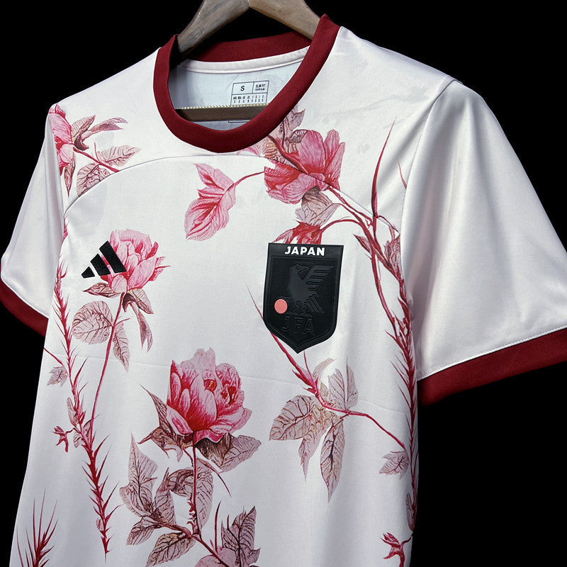 Giappone 23-24 | Bianco | Versione Rosa