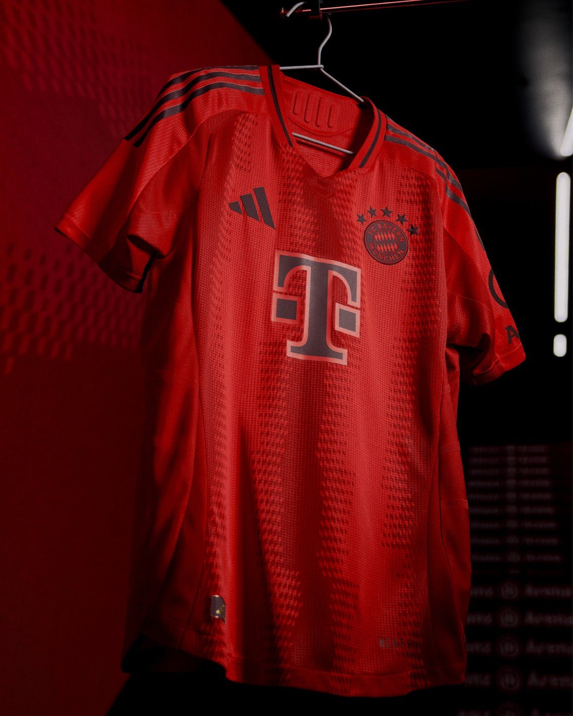 Maglia casa versione giocatore Bayern Monaco 2024/25