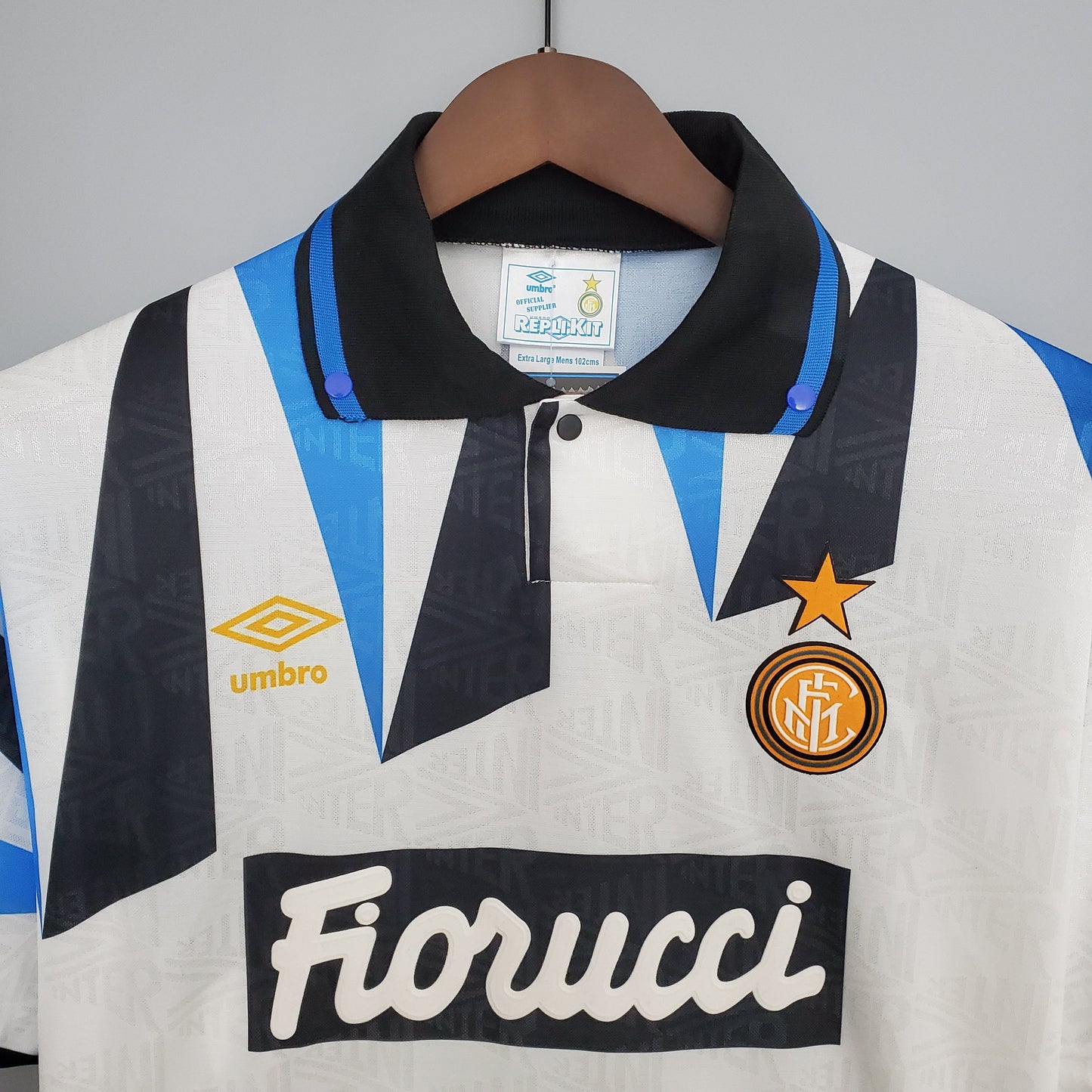 Maillot extérieur rétro Inter Milan 1992/93