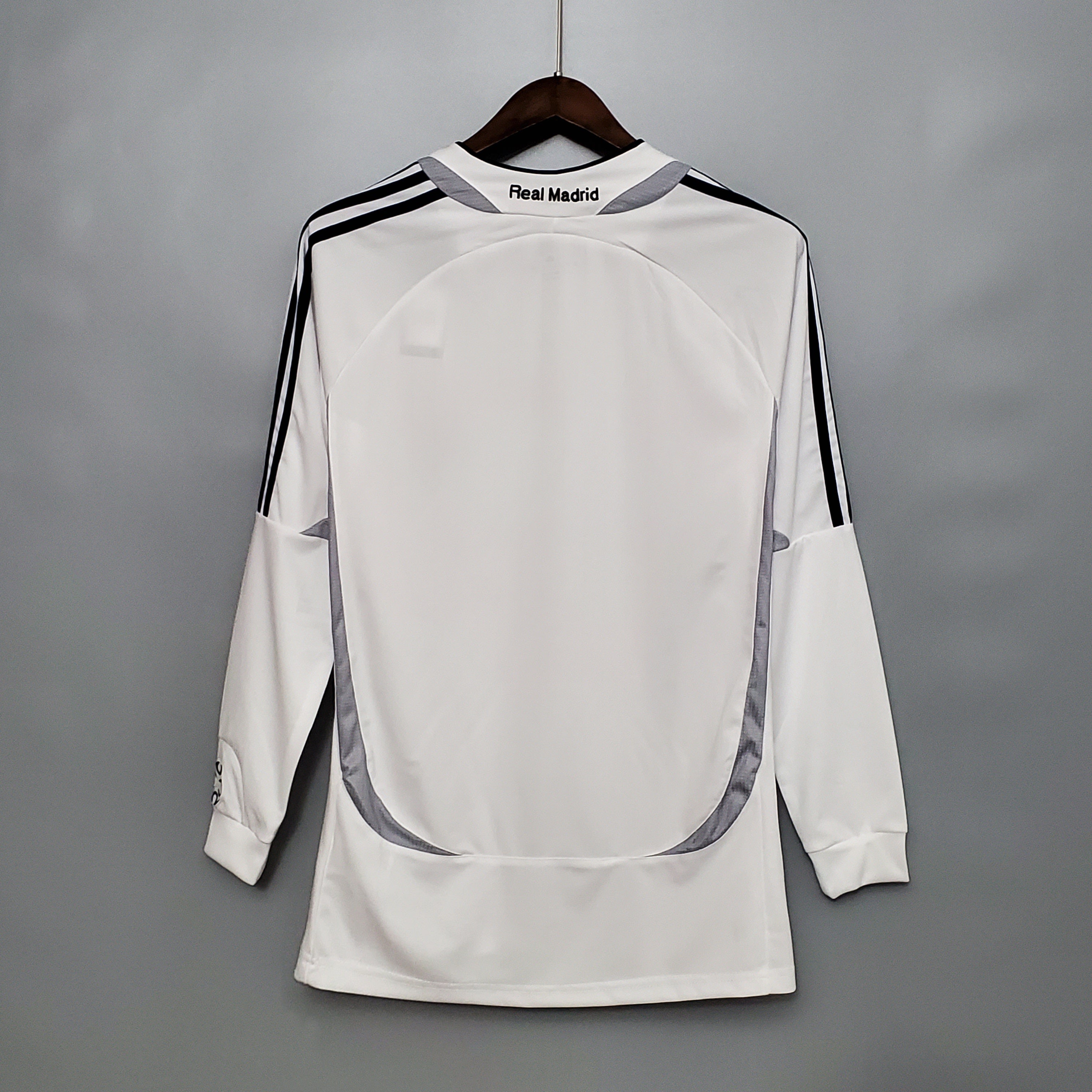 Uniforme Local Manga Larga Real Madrid 2006-2007