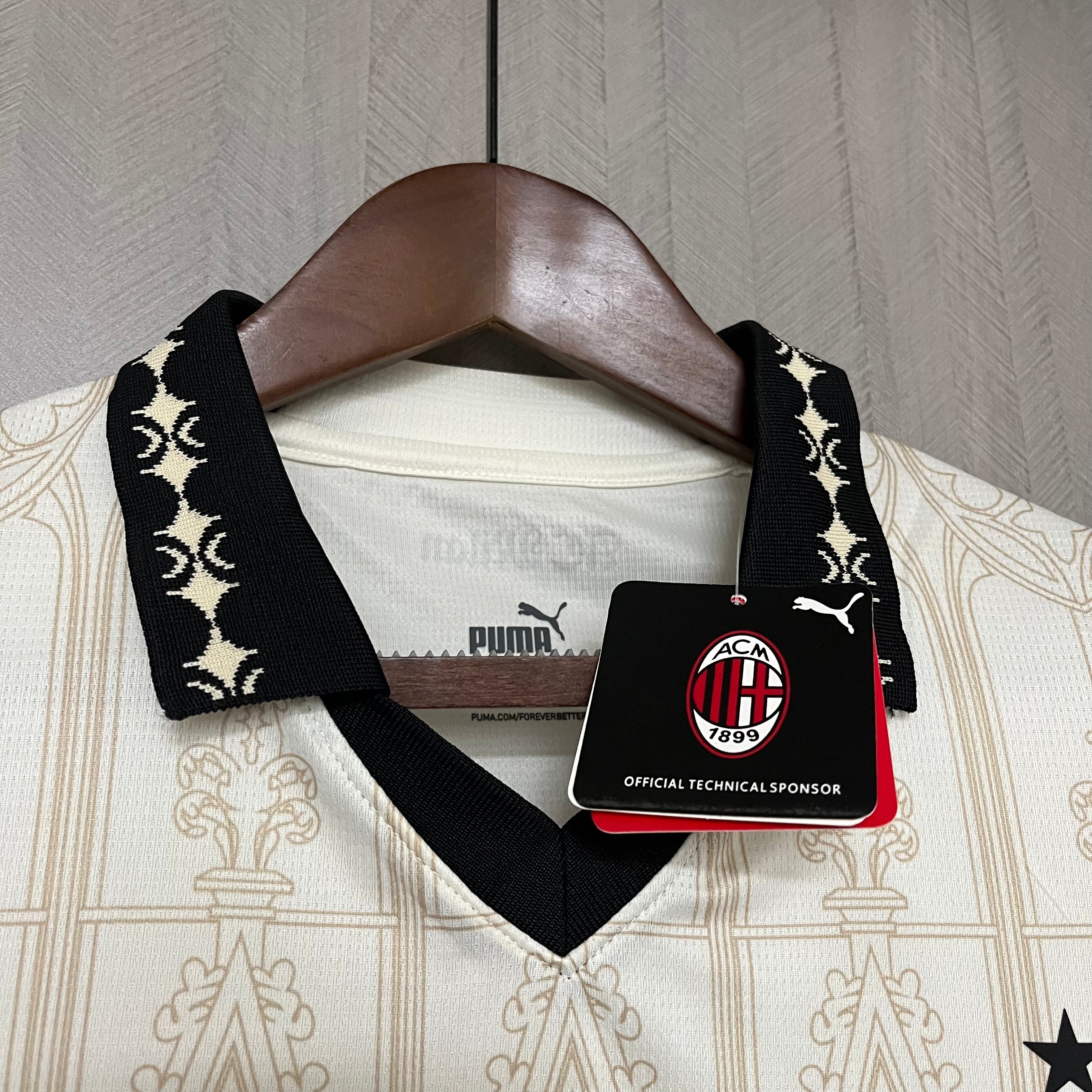 Ac Milan 2024-2025 | Édition spéciale quatrième maillot