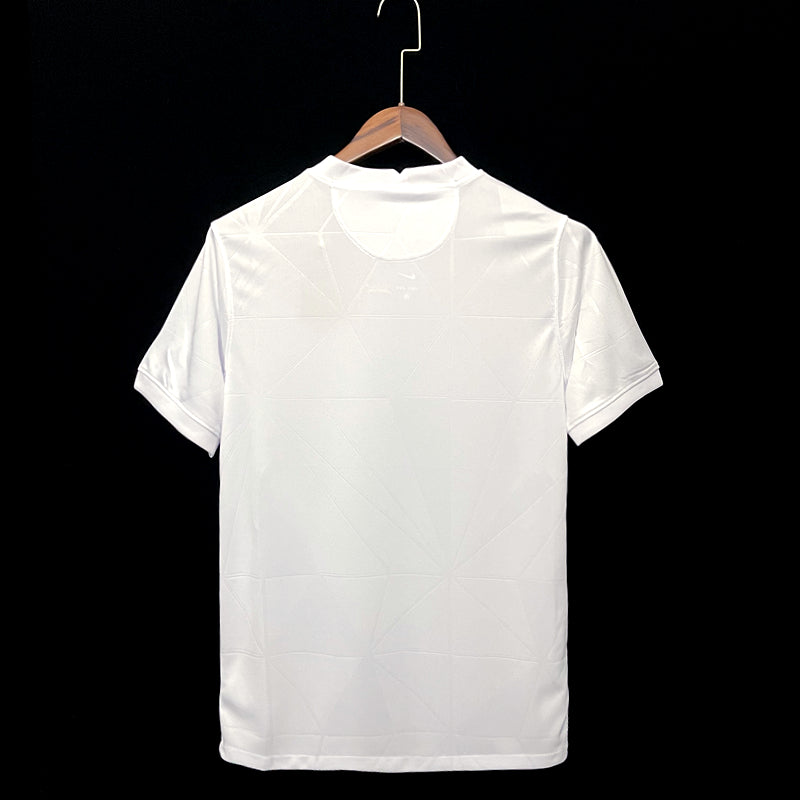 ENGELAND 22/23 Concept Tenue
