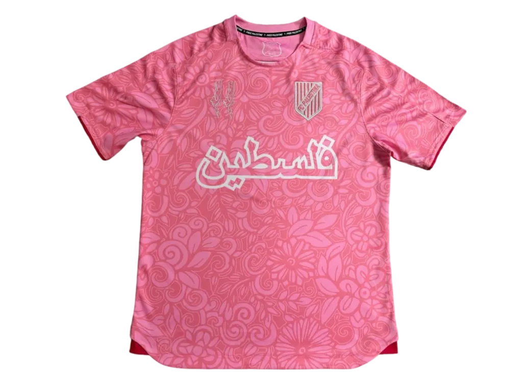 FC Palestina X Farrah Azam Collab shirt Palestina Roze tenue