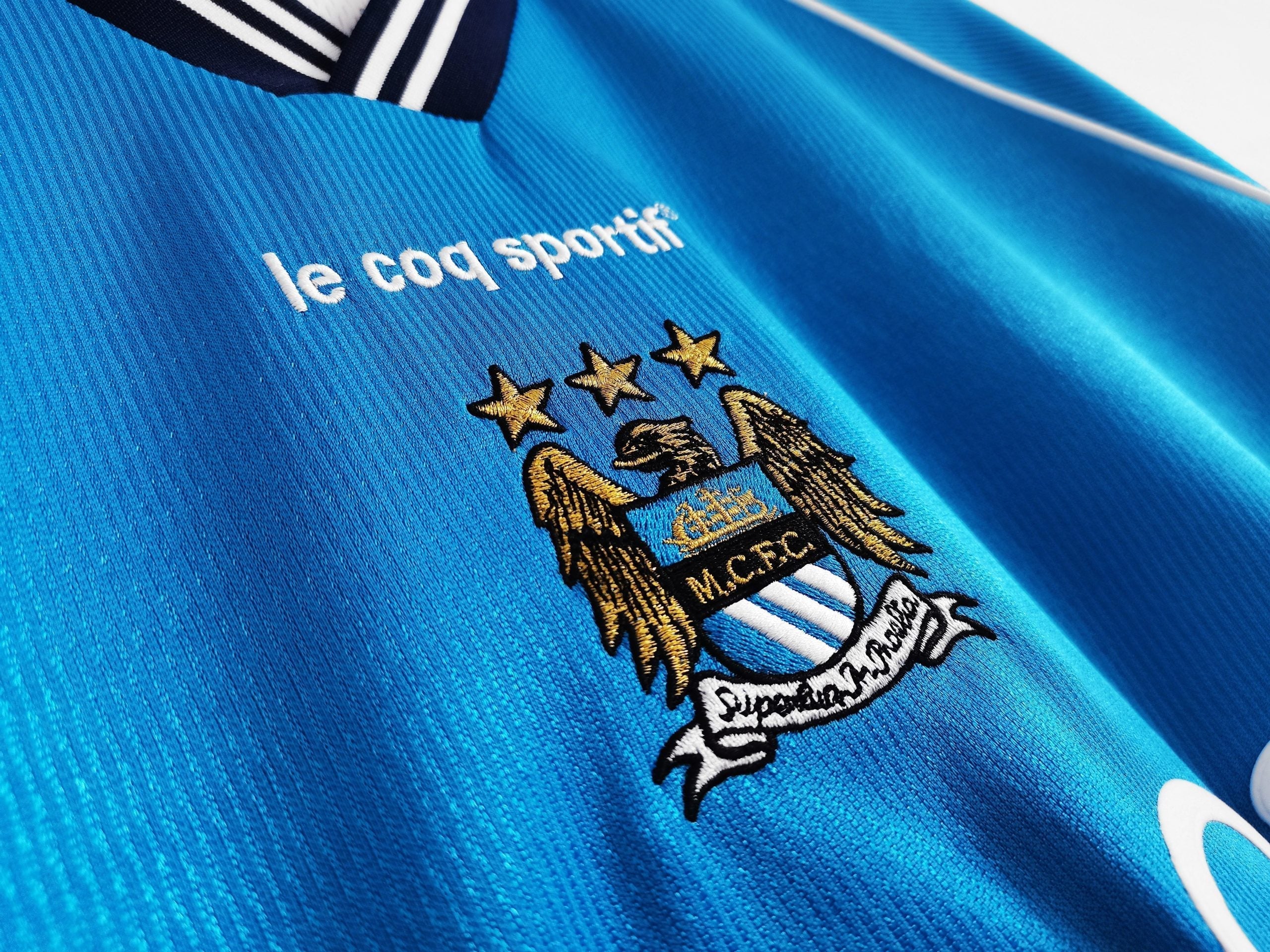 Manchester City 1999–2001 Retro Thuis Jersey
