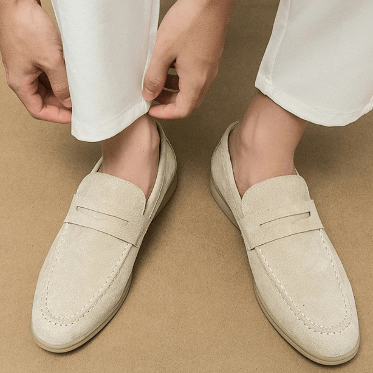 Mocassini da uomo slip-on — suola bassa e dettaglio cucito