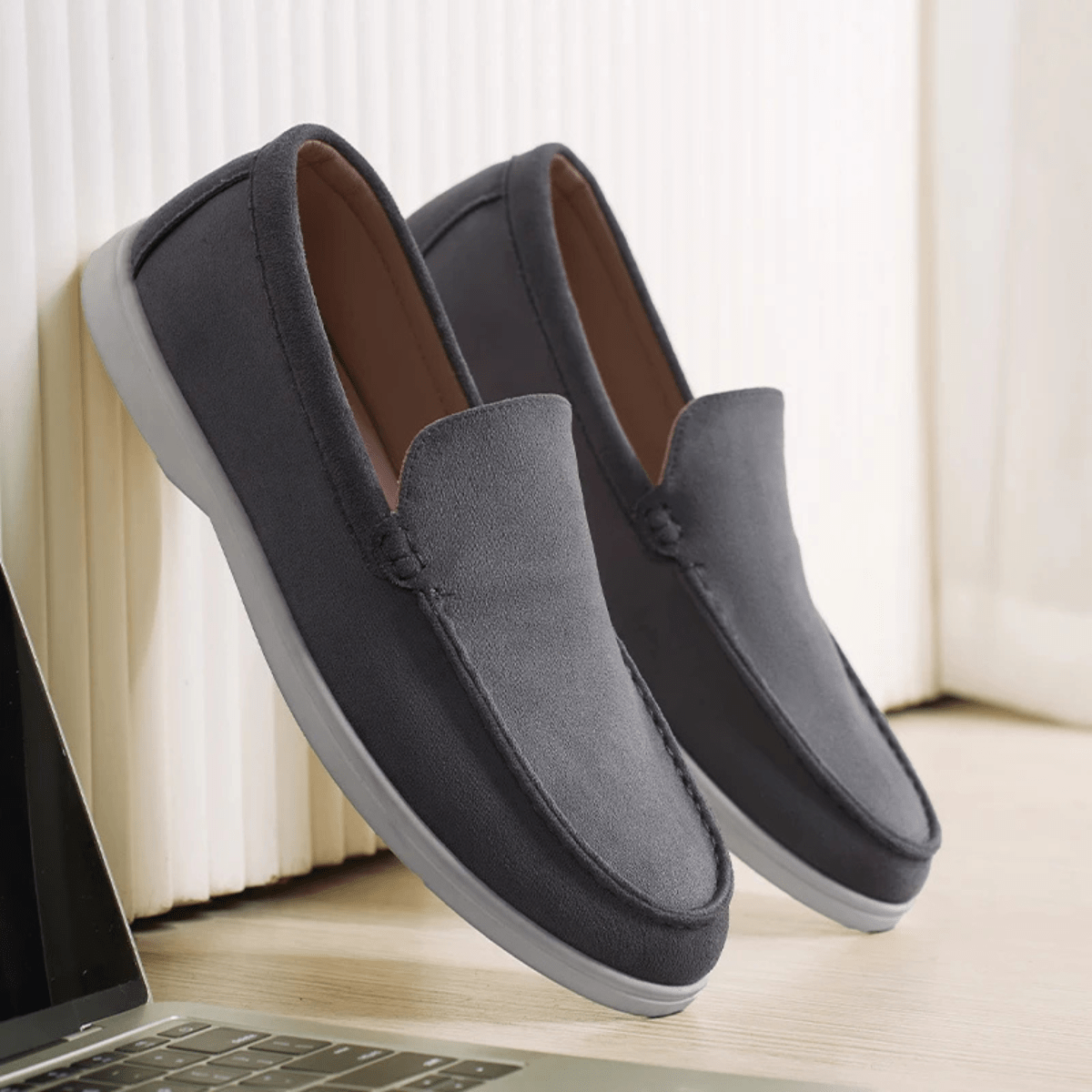 Herren Slipper — Lockerer Schnitt, Alltagsstil