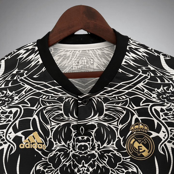 Real Madrid Dragon Mítico Speciale Editie Kit