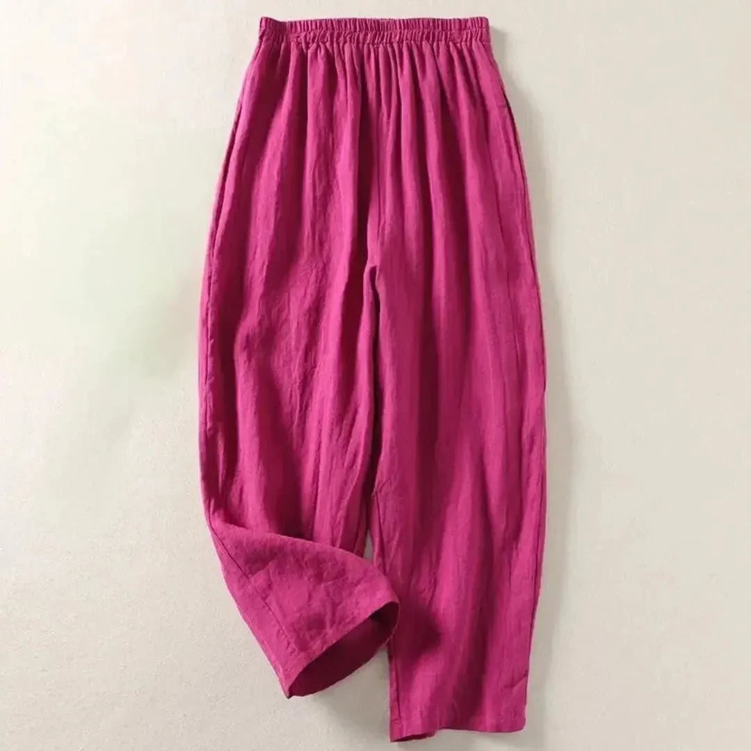 Pantaloni da donna, vestibilità rilassata, lunghezza corta, vita elasticizzata