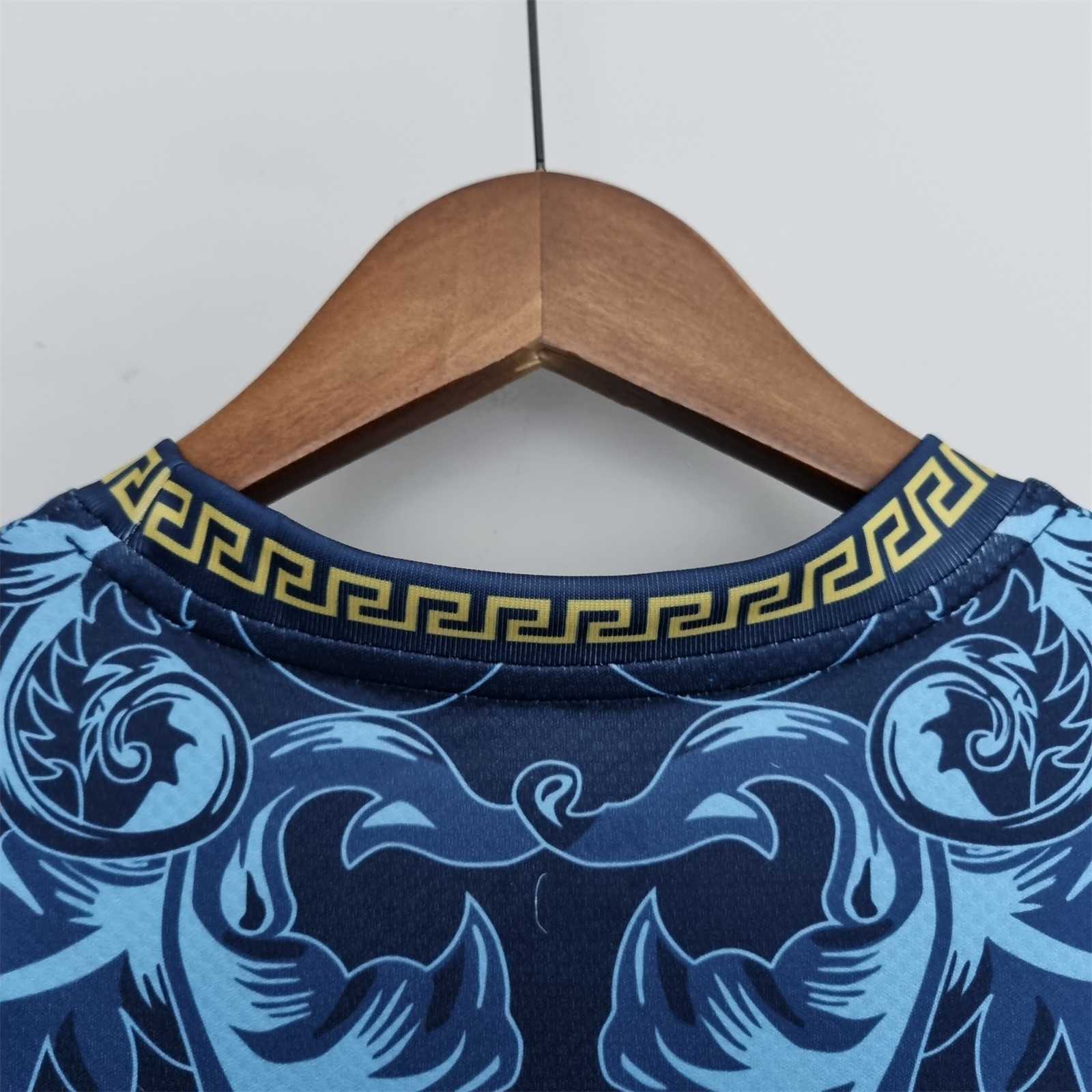 ITALIEN X VERSACE Konzept Kit