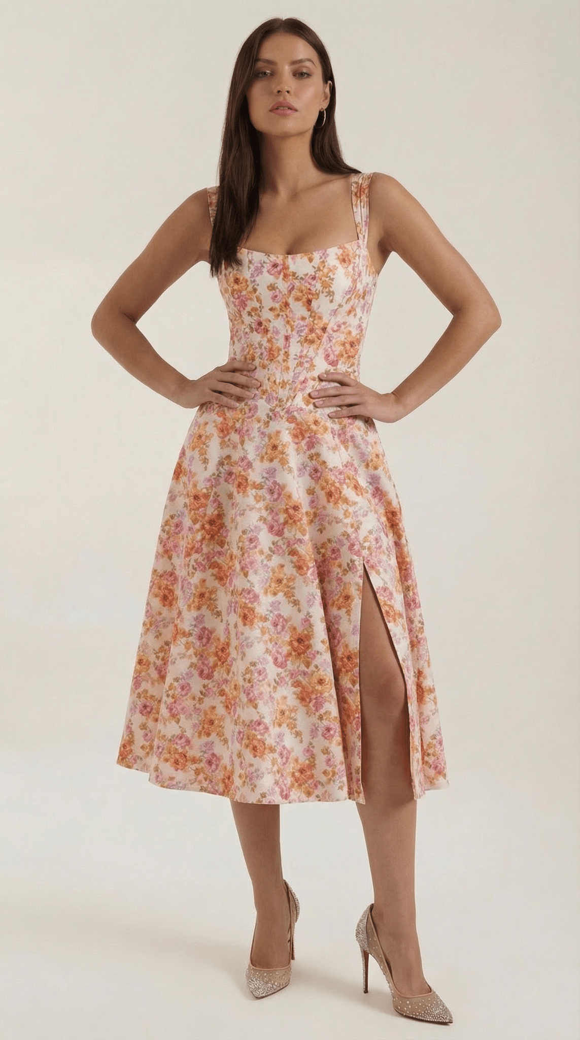 Abito midi da donna con scollo a cuore silhouette a-linea