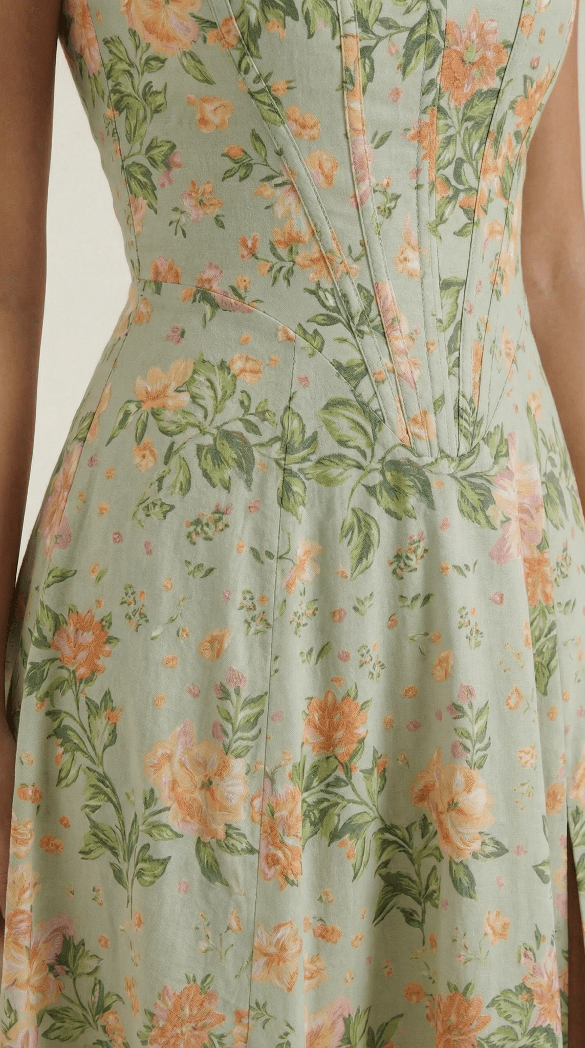 Abito midi da donna con scollo a cuore silhouette a-linea