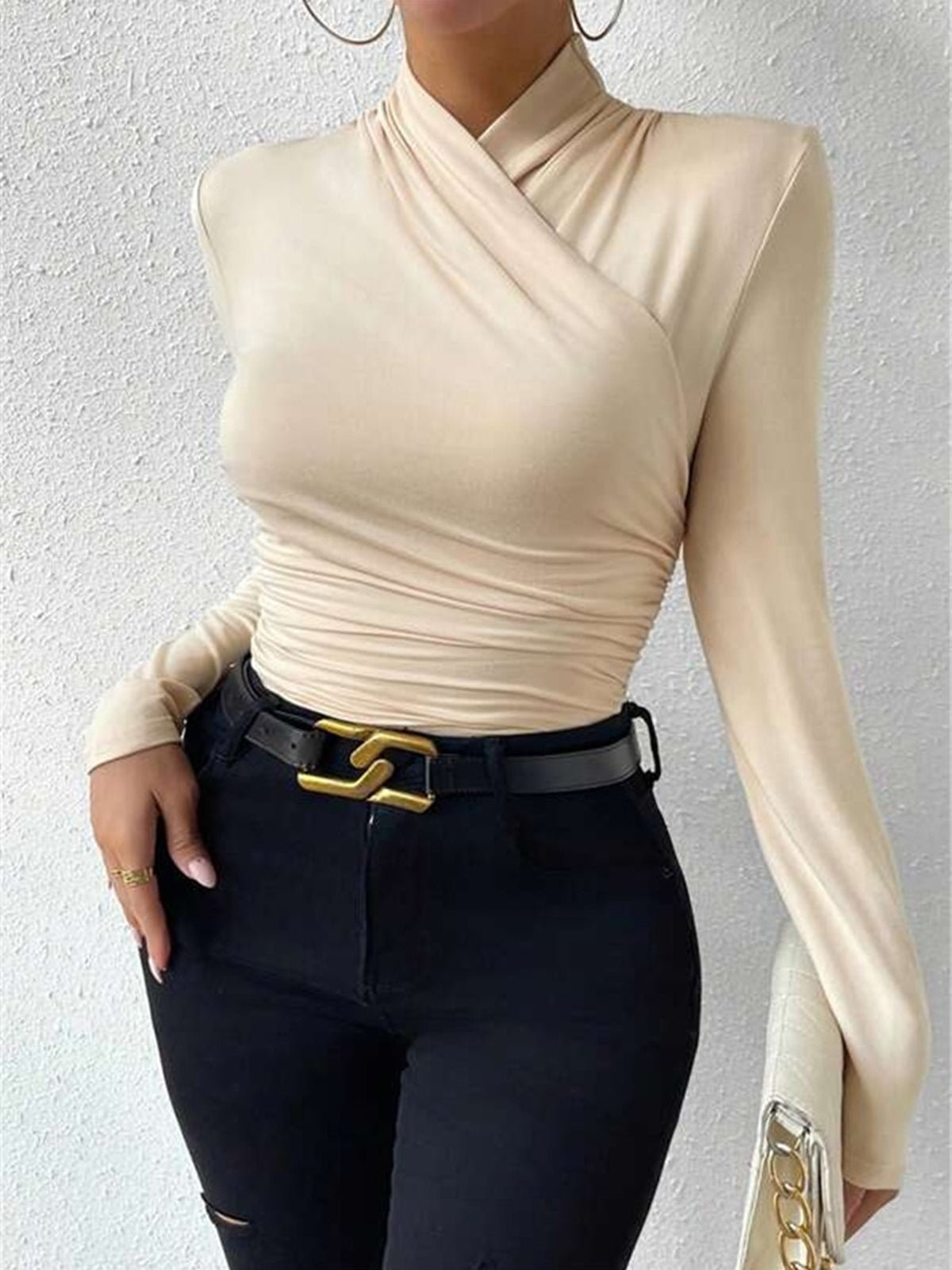 Top para mujer de corte ajustado, manga larga y detalle cruzado en el frente