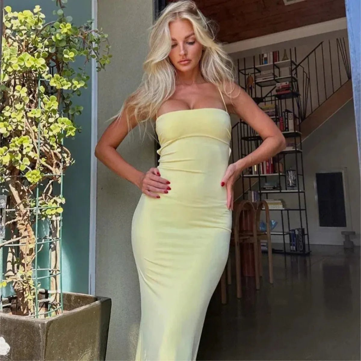 Robe longue femme — Coupe moulante, dos nu, sans manches