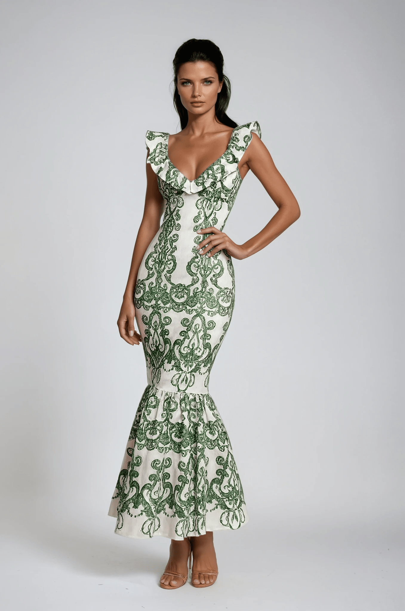 Vestito maxi donna — scollo profondo, schiena scoperta, ricamato