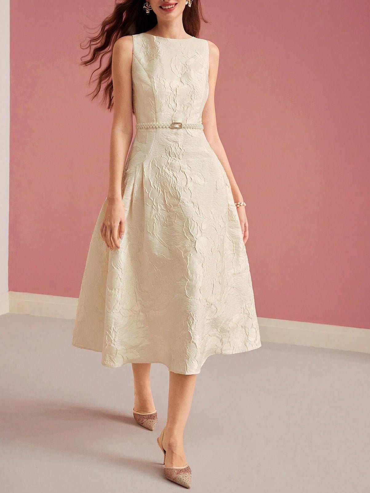 Vestito midi donna — vestibilità a linea A, scollo a barca, senza maniche, con cintura