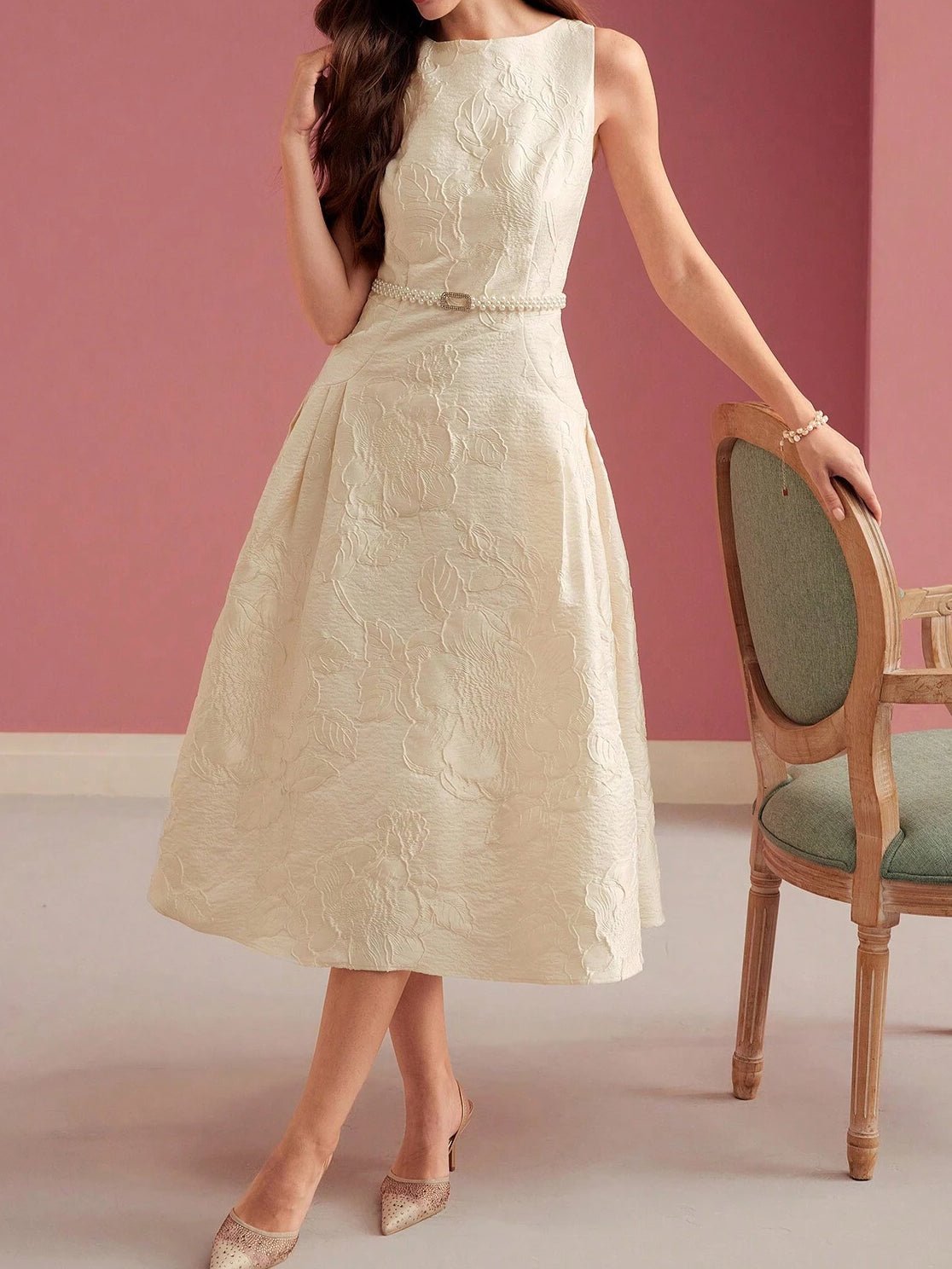 Vestito midi donna — vestibilità a linea A, scollo a barca, senza maniche, con cintura