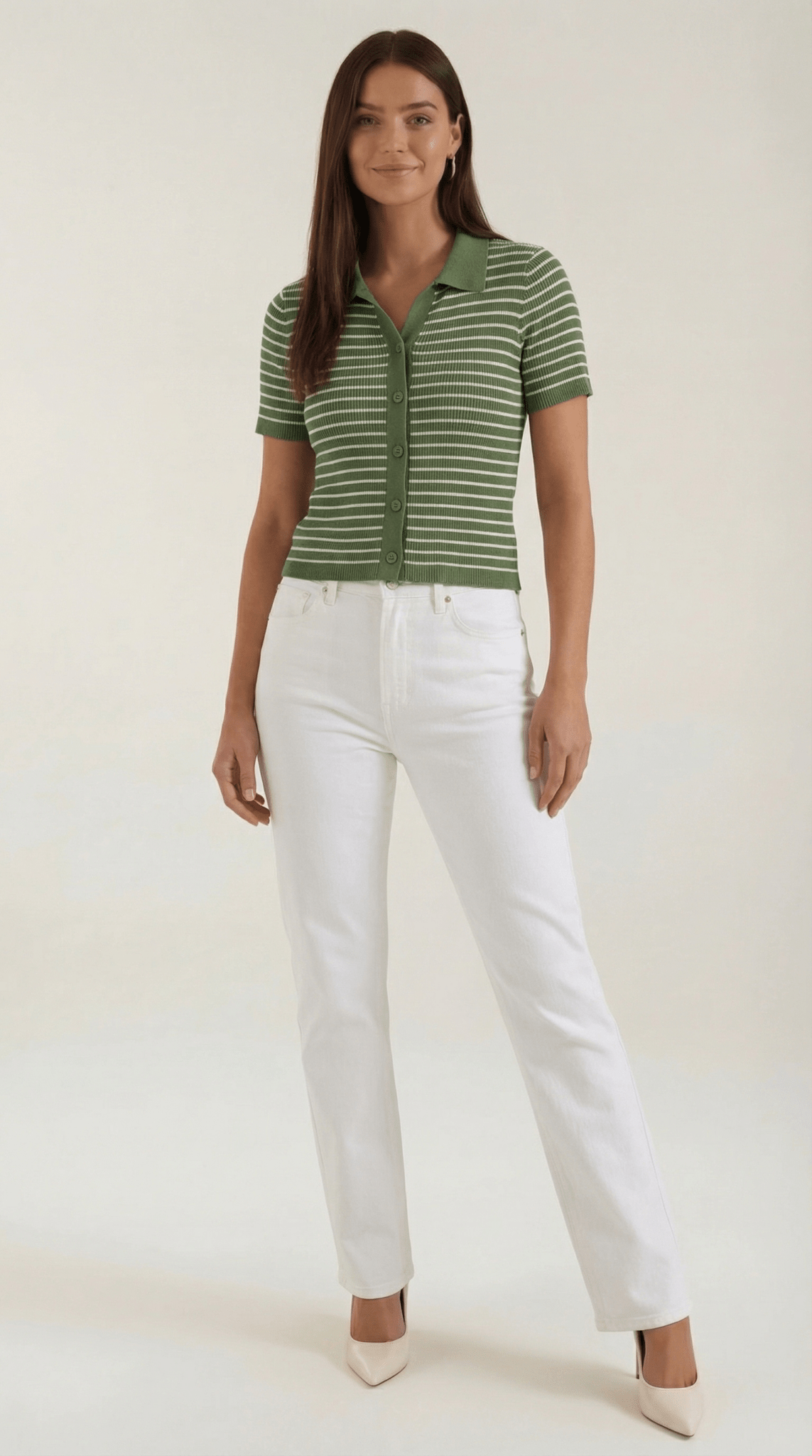 Polo da donna — Patta frontale con bottoni e design del colletto