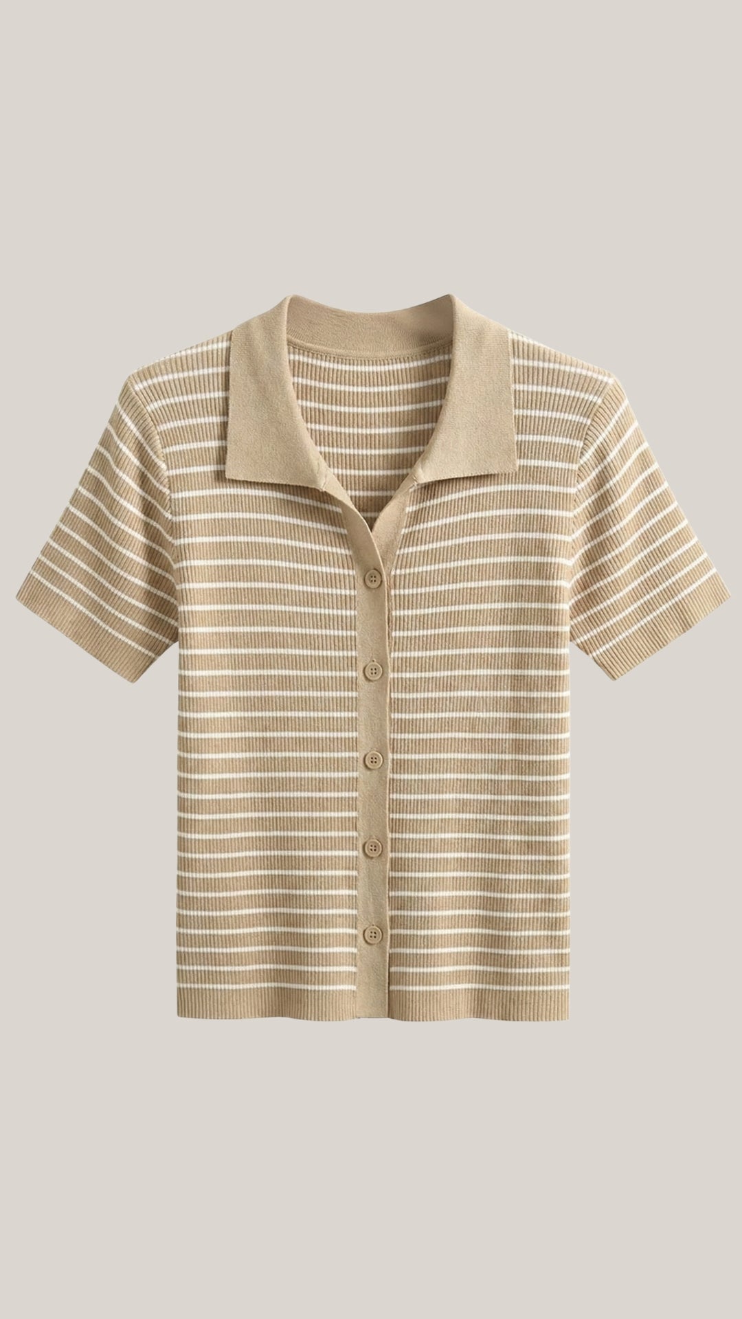 Polo da donna — Patta frontale con bottoni e design del colletto