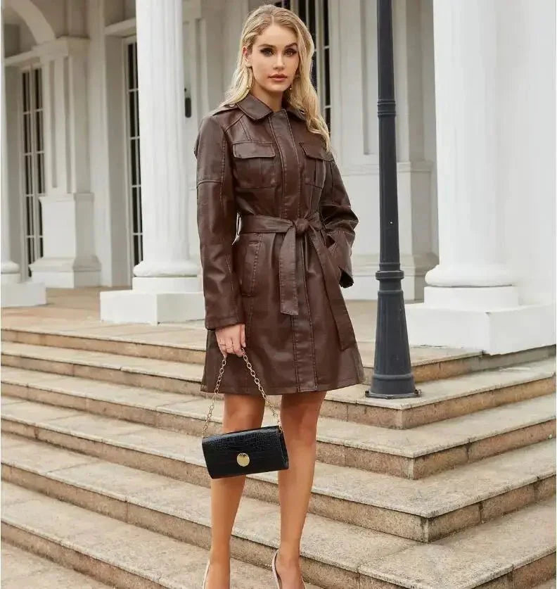 Vestito camicia donna — Maniche lunghe, cintura in vita, chiusura con bottoni