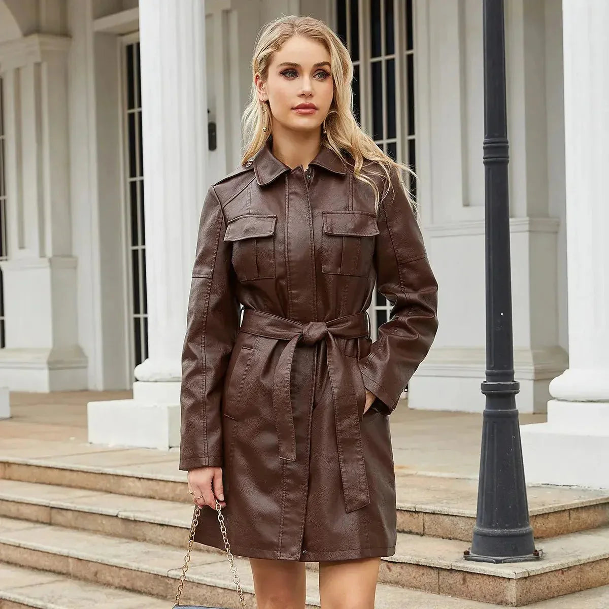 Vestito camicia donna — Maniche lunghe, cintura in vita, chiusura con bottoni